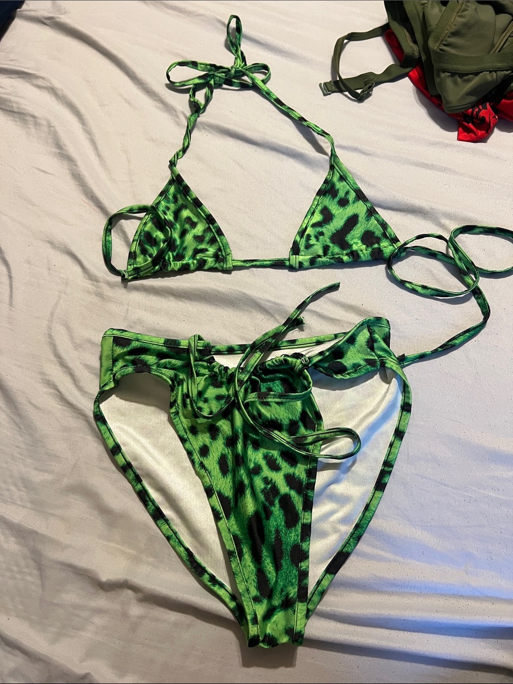PrettyLittleThing Neon Green Leopard Tie Bikini